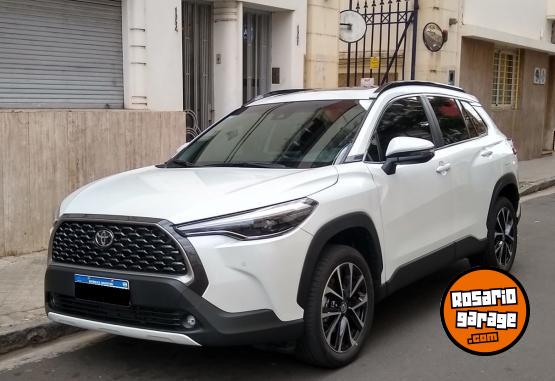 Camionetas - Toyota Nafta SEG 2023 Nafta 23500Km - En Venta