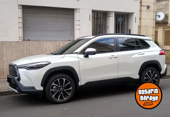 Camionetas - Toyota Nafta SEG 2023 Nafta 23500Km - En Venta