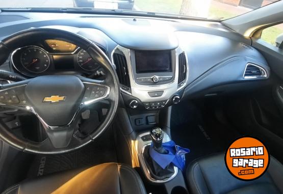 Autos - Chevrolet Cruze 2021 Nafta 121000Km - En Venta