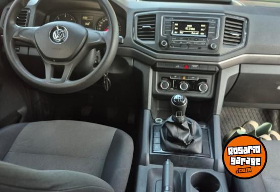 Camionetas - Volkswagen Amarok DC 2.0 TDI 140 CV 2017 Diesel 250000Km - En Venta
