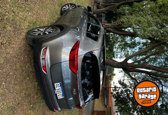 Camionetas - Kia Sportage 2018 Diesel 120000Km - En Venta