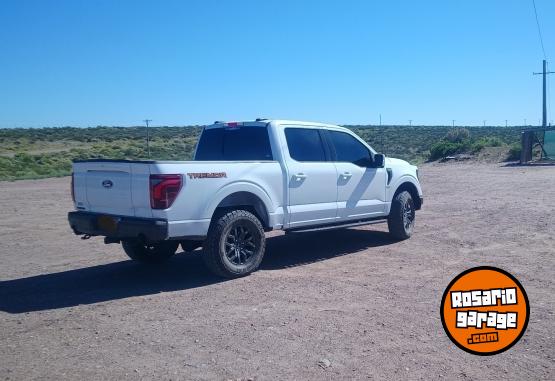 Camionetas - Ford 150 TREMOR 2024 Nafta 4500Km - En Venta