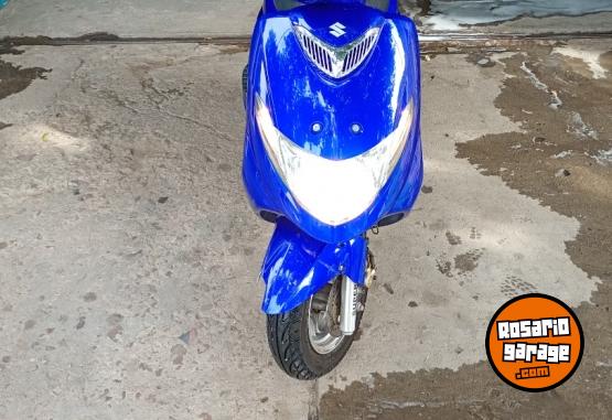 Motos - Suzuki An 2012 Nafta 30000Km - En Venta