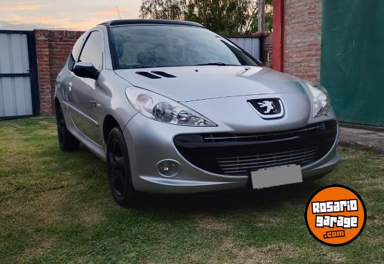 Autos - Peugeot 207 Compact Quiksilver 2010 Nafta 142000Km - En Venta