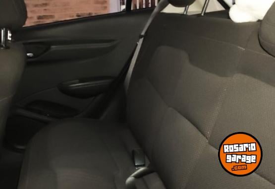 Autos - Chevrolet Onix 2015 Nafta 82000Km - En Venta