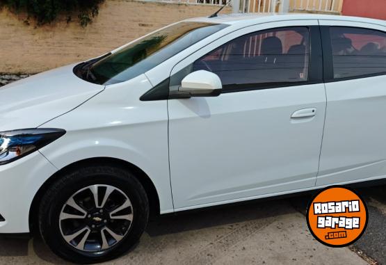 Autos - Chevrolet Onix 2015 Nafta 82000Km - En Venta