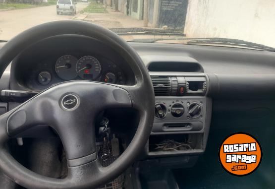 Autos - Chevrolet Corsa 2006 Nafta 250000Km - En Venta