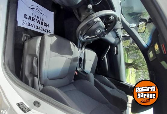 Autos - Toyota Corolla Cross 2021 Nafta 72000Km - En Venta