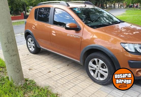 Autos - Renault Sandero Stepway Privilege 2015 Nafta 92500Km - En Venta