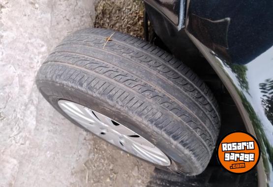 Autos - Volkswagen Gol 2012 Nafta 103000Km - En Venta