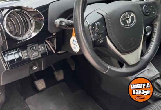Autos - Toyota Etios 2019 Nafta 80000Km - En Venta
