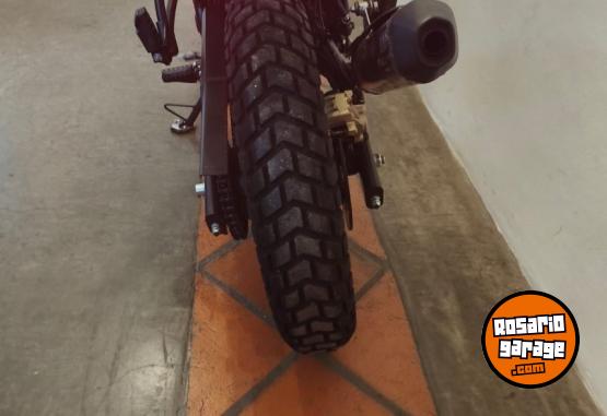 Motos - Royal Enfield scram411 2023 Nafta 1450Km - En Venta