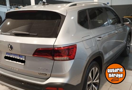 Autos - Volkswagen TAOS HIGHLINE AT 2023 Nafta 105000Km - En Venta
