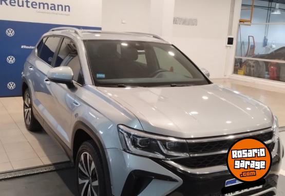 Autos - Volkswagen TAOS HIGHLINE AT 2023 Nafta 105000Km - En Venta