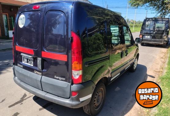 Utilitarios - Renault Kangoo 5as 2 p/lateral 2012 Nafta 200000Km - En Venta