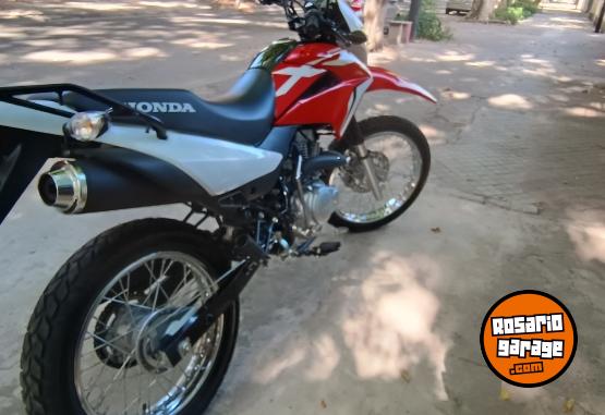 Motos - Honda XR 150 L 2023 Nafta 3500Km - En Venta
