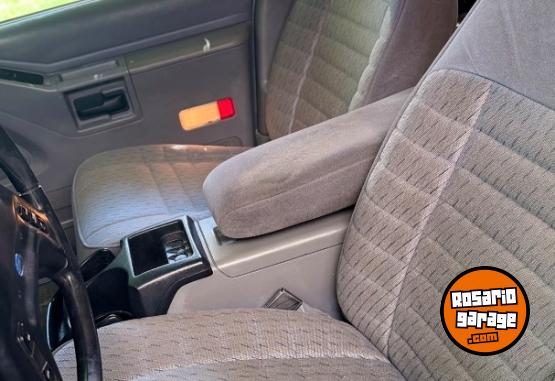 Camionetas - Ford Explorer 1994 Nafta 248000Km - En Venta