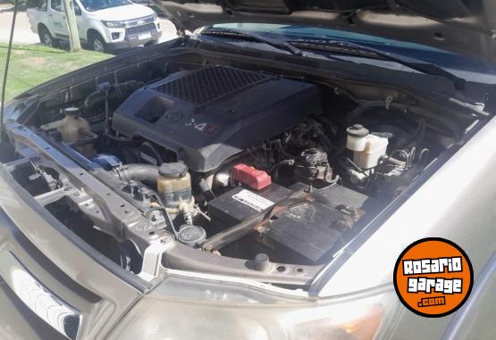 Camionetas - Toyota Hilux 2006 Diesel 332000Km - En Venta