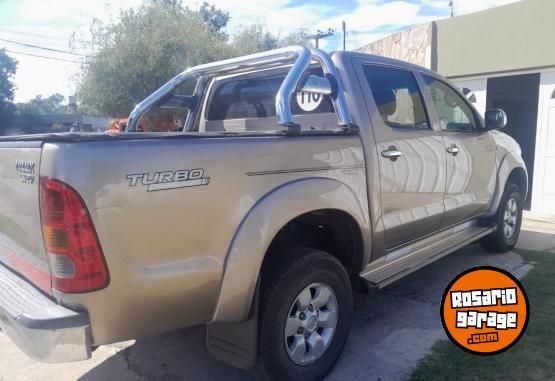 Camionetas - Toyota Hilux 2006 Diesel 332000Km - En Venta
