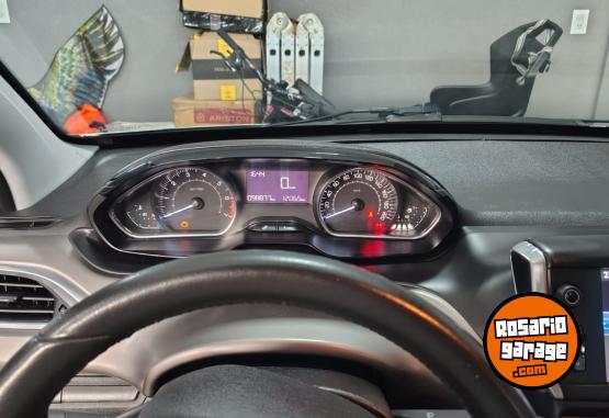 Autos - Peugeot 208 FELINE 1.6 2017 Nafta 99000Km - En Venta