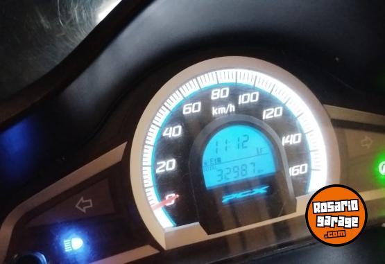 Motos - Honda PCX 150 2018 Nafta 33000Km - En Venta