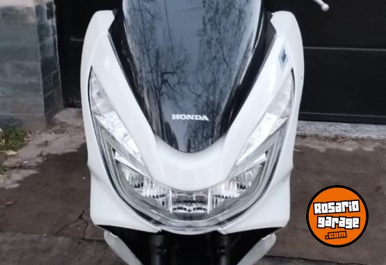 Motos - Honda PCX 150 2018 Nafta 33000Km - En Venta