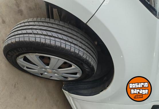 Autos - Chevrolet �gile LS 2016 GNC 97000Km - En Venta