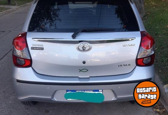 Autos - Toyota Etios xls 5p 2019 Nafta 110000Km - En Venta