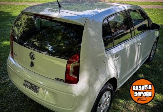 Autos - Volkswagen UP MOVE 1.0 / MOBI KWID 2015 Nafta 87000Km - En Venta
