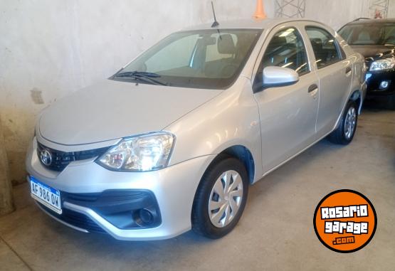 Autos - Toyota Etios 2023 Nafta 51000Km - En Venta