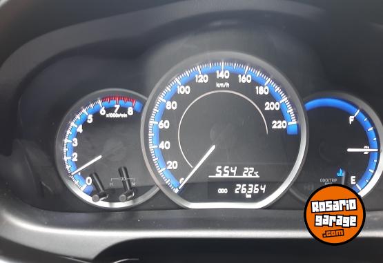 Autos - Toyota Yaris xls 5p 2024 Nafta 26000Km - En Venta