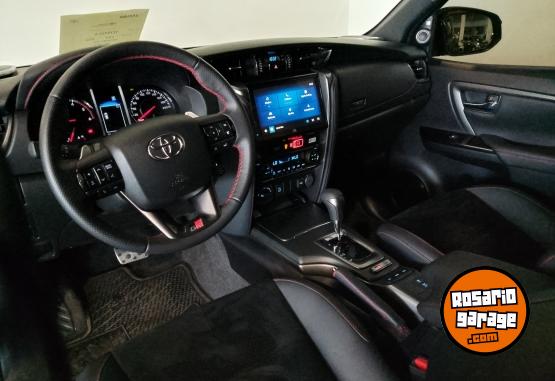 Camionetas - Toyota SW4 4X4 GR-SPORT 2,8 TDI 2022 Diesel 138975Km - En Venta