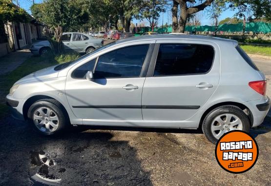Autos - Peugeot 307 2004 Nafta 230000Km - En Venta