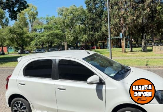 Autos - Toyota Etios xls 1.5 At 2021 Nafta 64000Km - En Venta