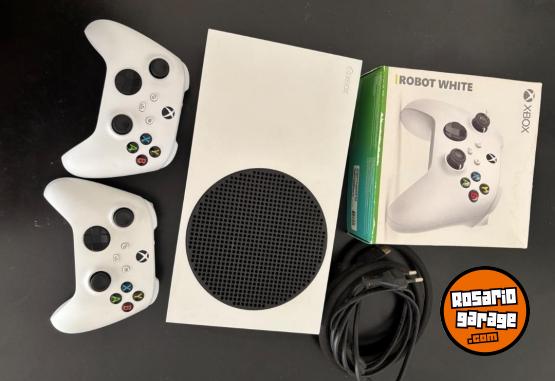 Electr�nica - Xbox S + 2 joysticks - En Venta