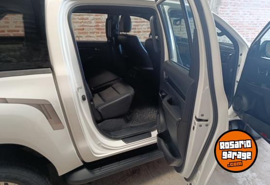 Camionetas - Toyota Hilux 2019 Diesel 124000Km - En Venta
