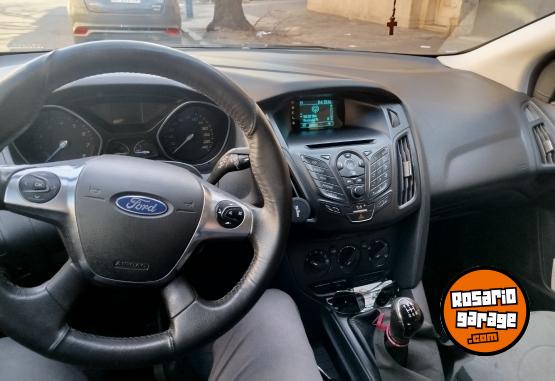 Autos - Ford FOCUS 3 2014 Nafta 155000Km - En Venta