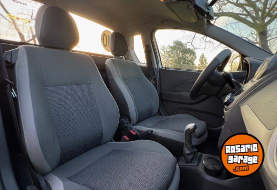 Camionetas - Chevrolet Montana 2017 GNC 165000Km - En Venta