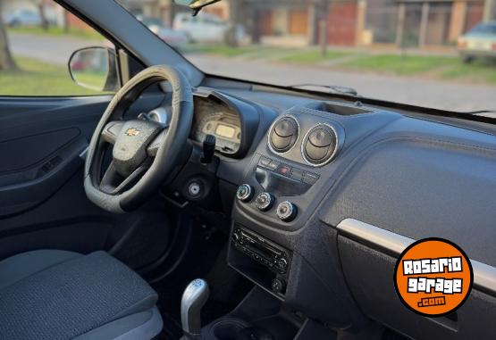 Camionetas - Chevrolet Montana 2017 GNC 165000Km - En Venta