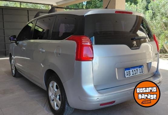 Autos - Peugeot 5008 2017 Nafta 154000Km - En Venta