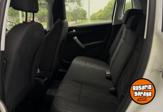 Autos - Peugeot 2008 2017 Nafta 125000Km - En Venta