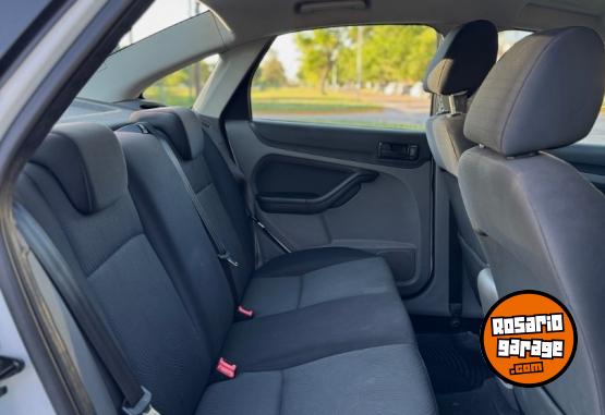 Autos - Ford Focus 2013 Nafta 180000Km - En Venta