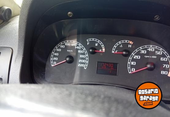 Autos - Fiat Siena 2006 2006 Nafta 172430Km - En Venta