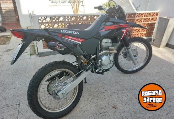 Motos - Honda 7800 2023 Nafta 7800Km - En Venta