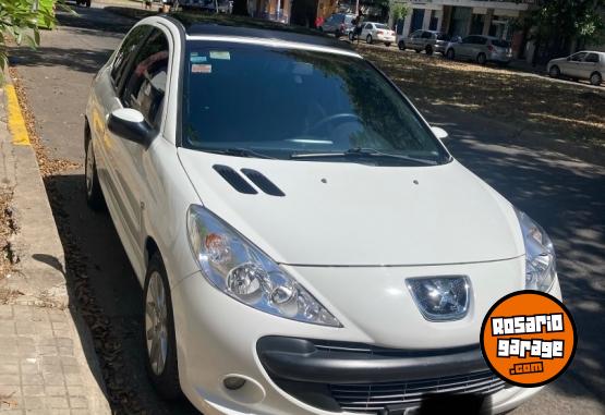 Autos - Peugeot 207 3p xt full 2011 Nafta 120000Km - En Venta
