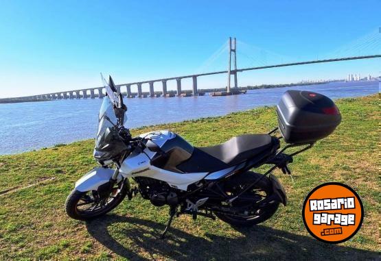 Motos - Hero Hunk 160r 2023 Nafta 7900Km - En Venta