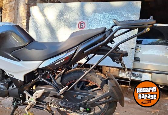 Motos - Hero Hunk 160r 2023 Nafta 7900Km - En Venta