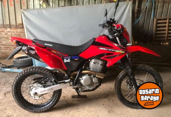 Motos - Honda Tornado 2010 Nafta 18300Km - En Venta