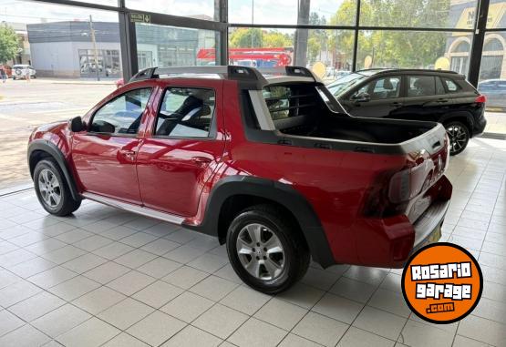 Autos - Renault Oroch Outsider Plus 2.0 2017 GNC 140000Km - En Venta