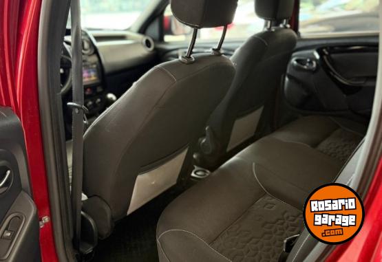 Autos - Renault Oroch Outsider Plus 2.0 2017 GNC 140000Km - En Venta